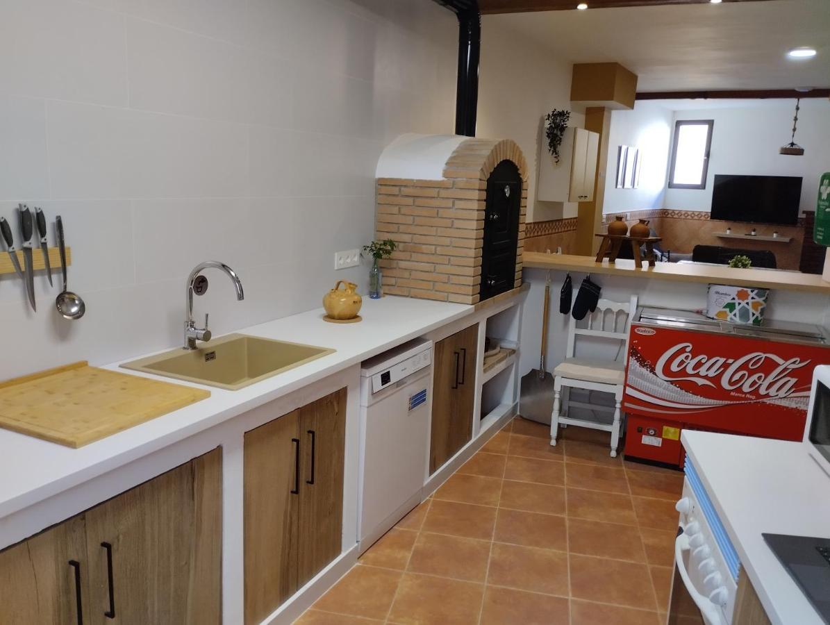 Vila La Casa De La Buhardilla Fondón Exteriér fotografie
