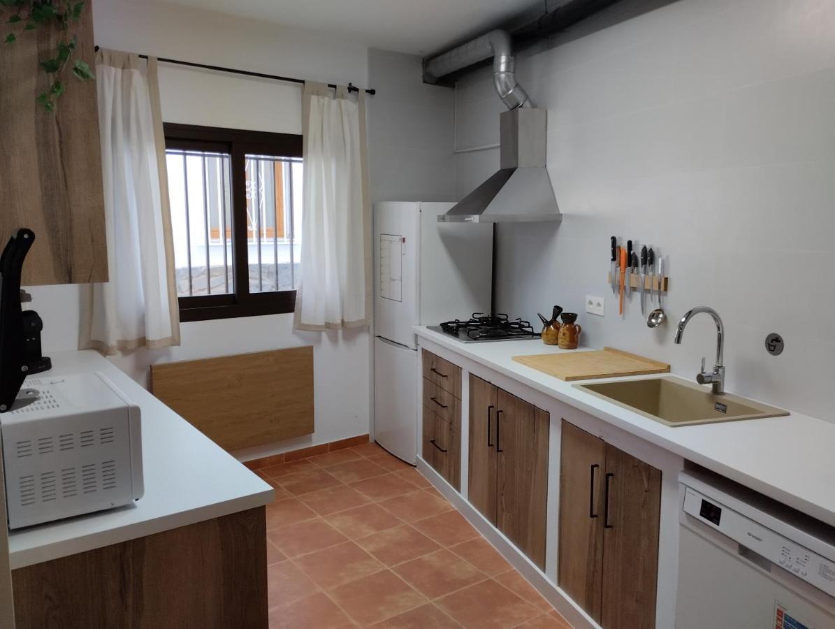 Vila La Casa De La Buhardilla Fondón Exteriér fotografie