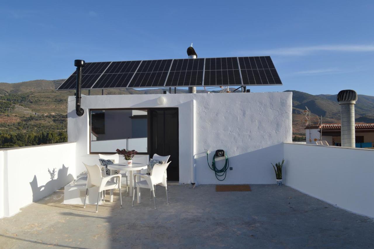 Vila La Casa De La Buhardilla Fondón Exteriér fotografie