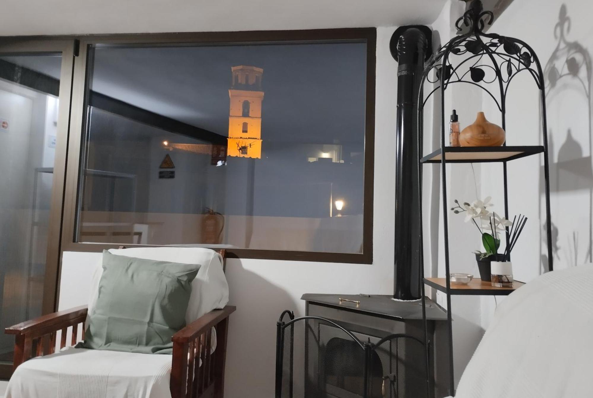 Vila La Casa De La Buhardilla Fondón Exteriér fotografie